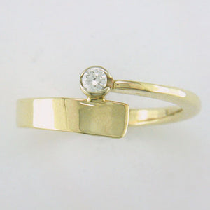 Diamond Offside Ring - Yellow Gold