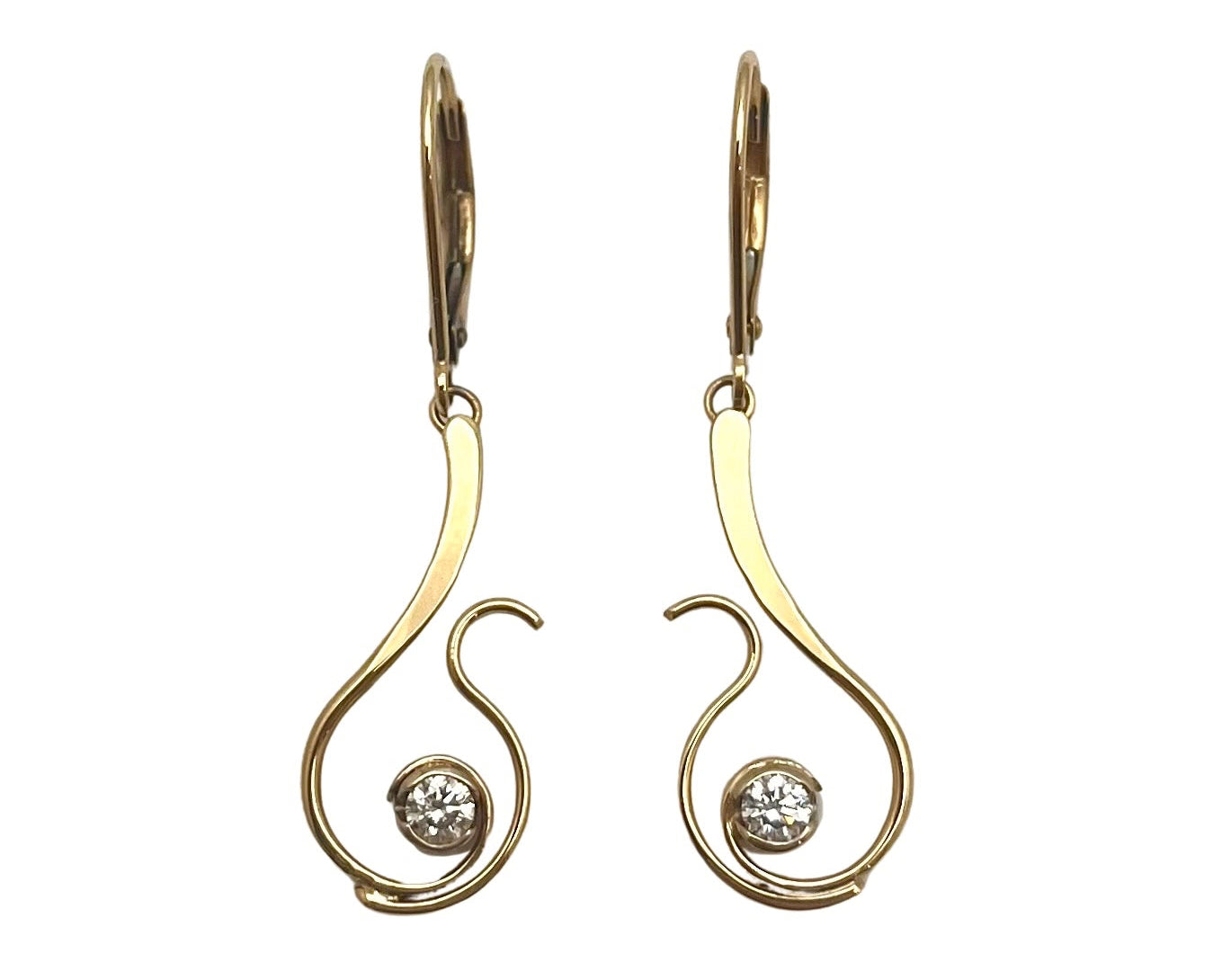 Diamond Accented Blooming Earrings - Yellow Gold