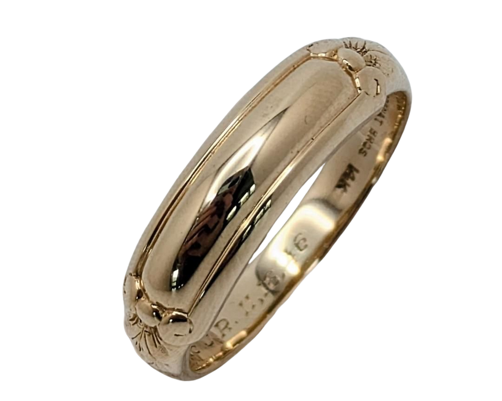 Mid-Century Domed Band with Leaf Accents - Yellow Gold