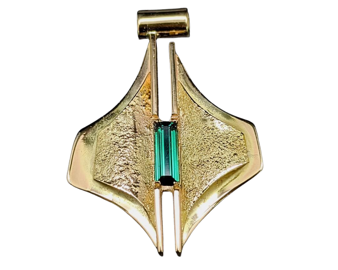 Contemporary Green Tourmaline Pendant - Yellow Gold