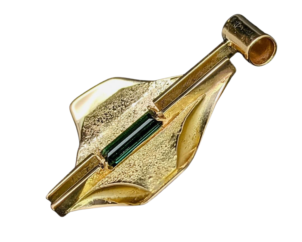 Contemporary Green Tourmaline Pendant - Yellow Gold