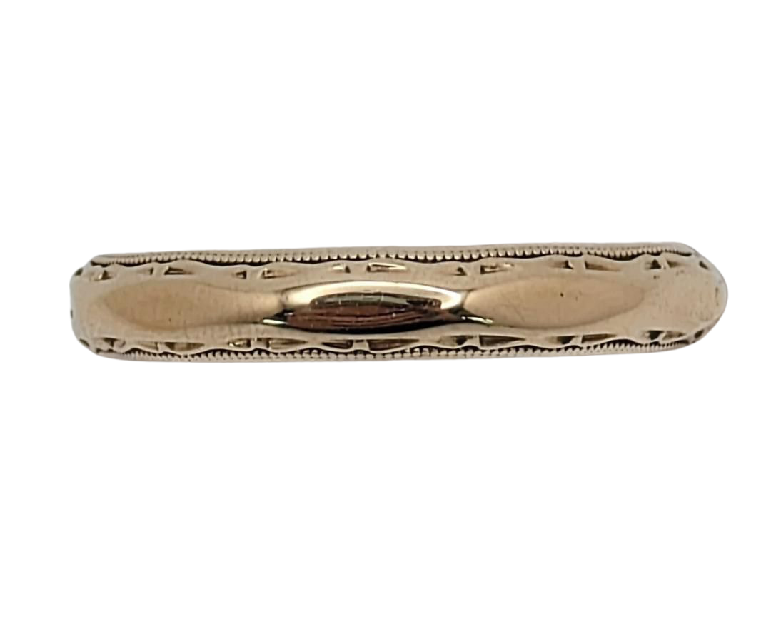 Mid-Century Beveled Edge Band with Milgrain Details - Yellow Gold
