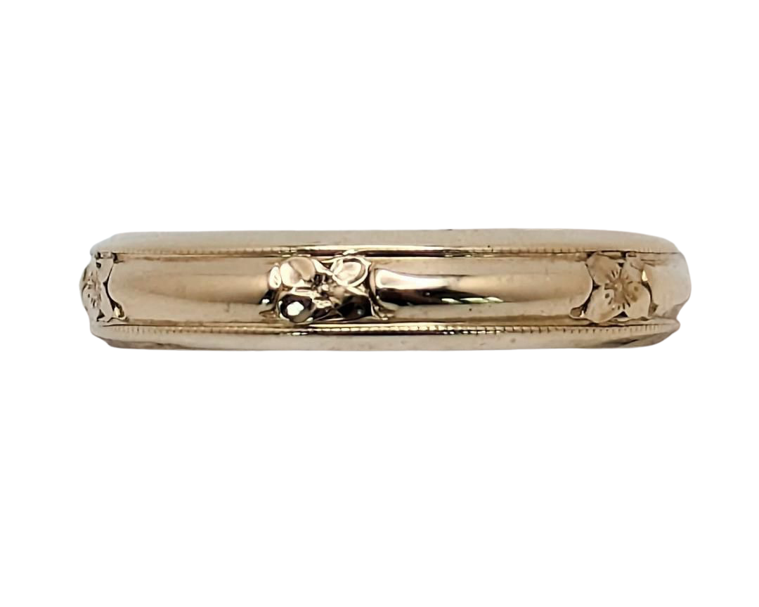 Mid-Century Band with Flower Stations and Milgrain Details - Yellow Gold