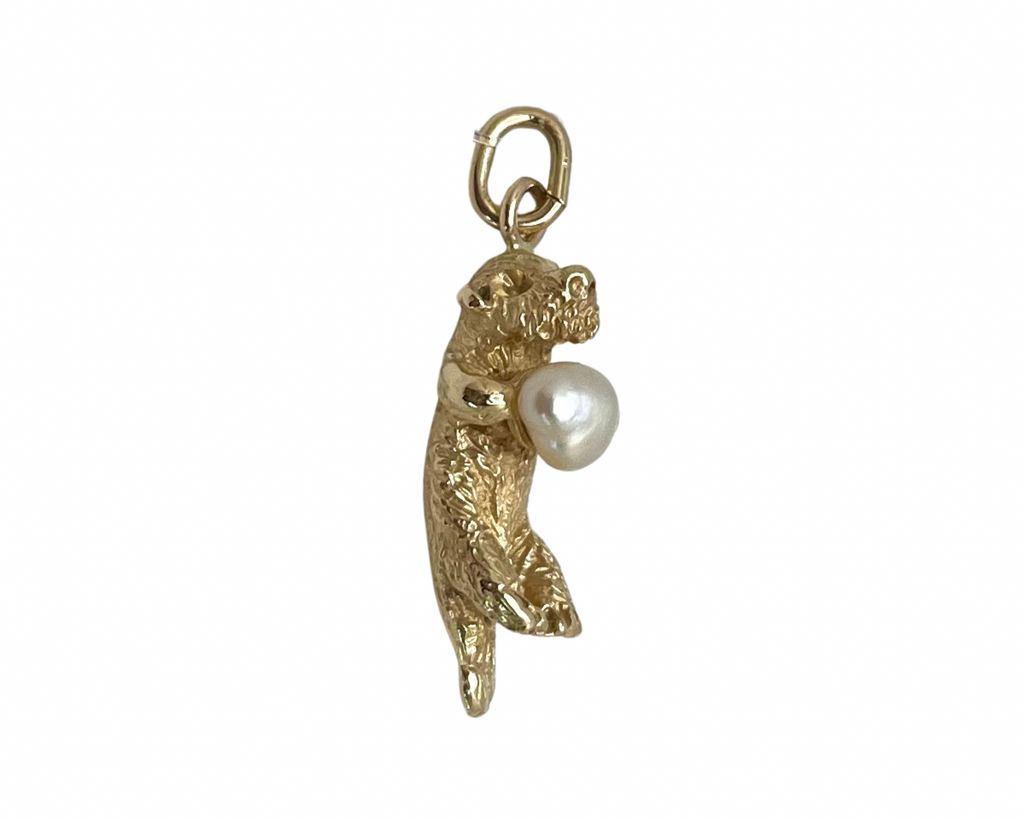 Sea Otter Pendant/Charm - Yellow Gold