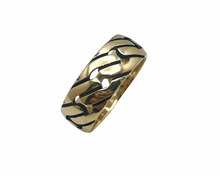 Load image into Gallery viewer, Curb Link Design Band - Yellow Gold
