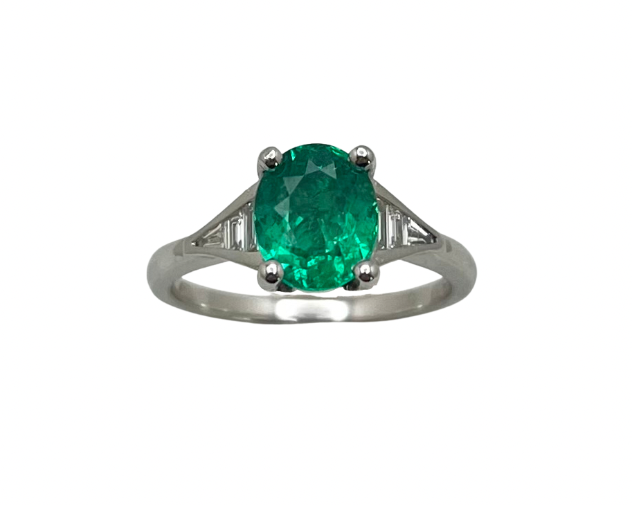 1.52ct Oval Cut Emerald Ring with Diamond Accents - Platinum