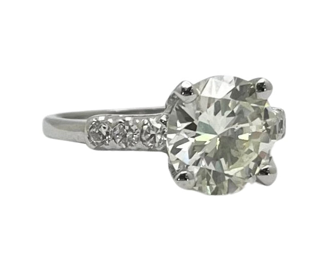 3.08ctw Mid Century Era Diamond Ring - Platinum