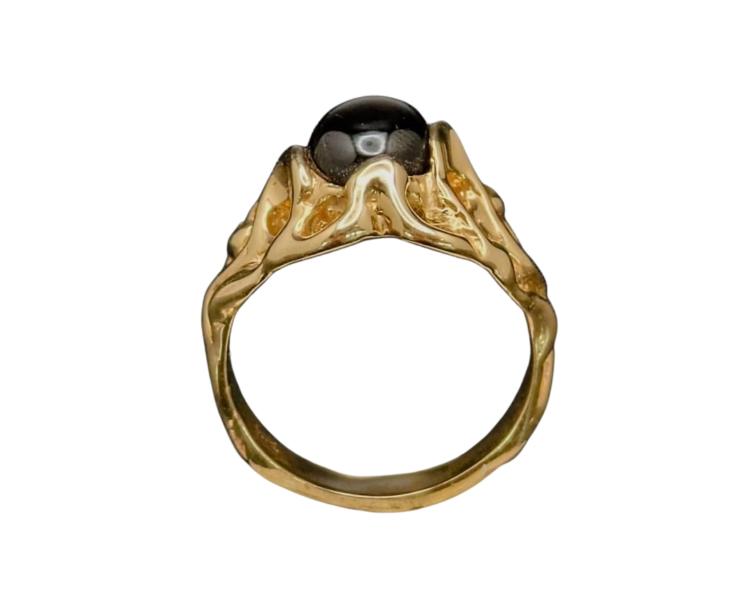 Freeform Black Star Sapphire Ring - Yellow Gold