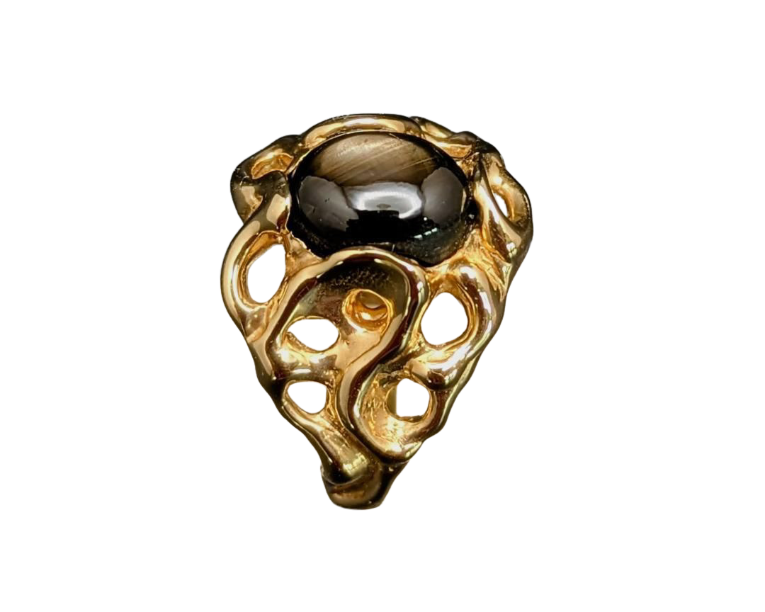 Freeform Black Star Sapphire Ring - Yellow Gold