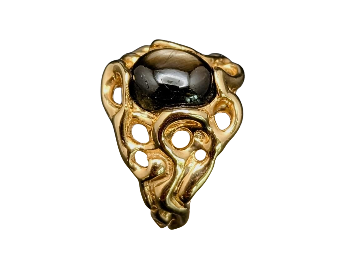 Freeform Black Star Sapphire Ring - Yellow Gold