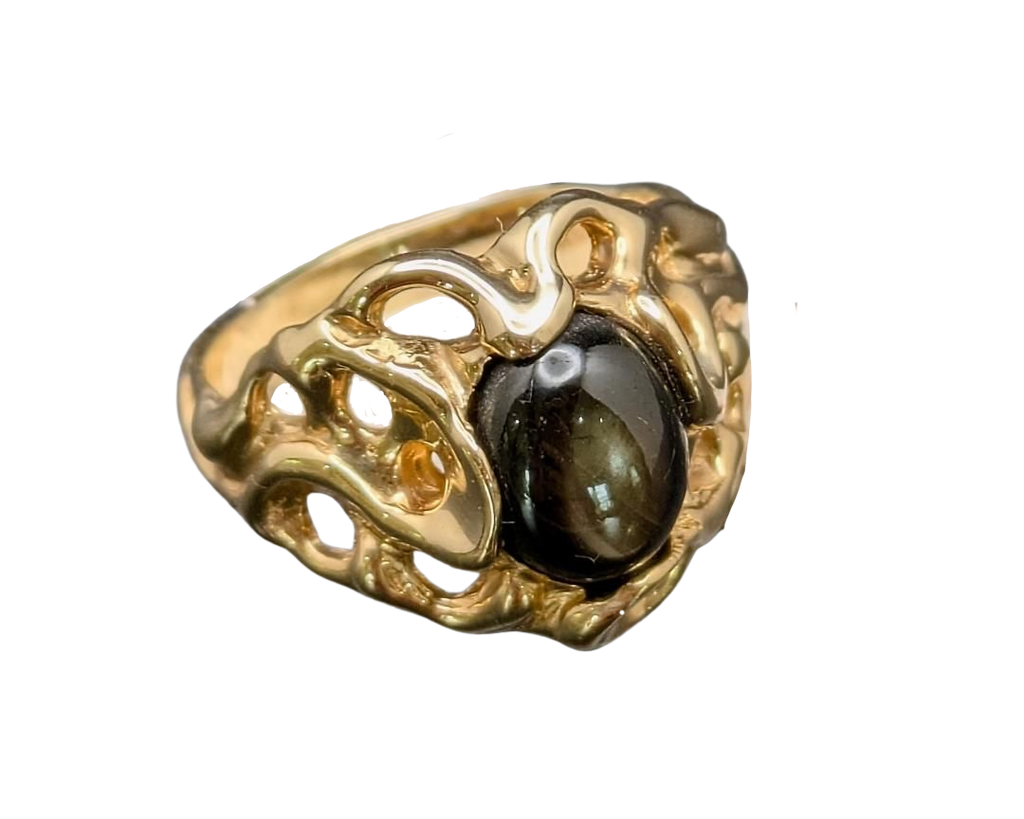 Freeform Black Star Sapphire Ring - Yellow Gold