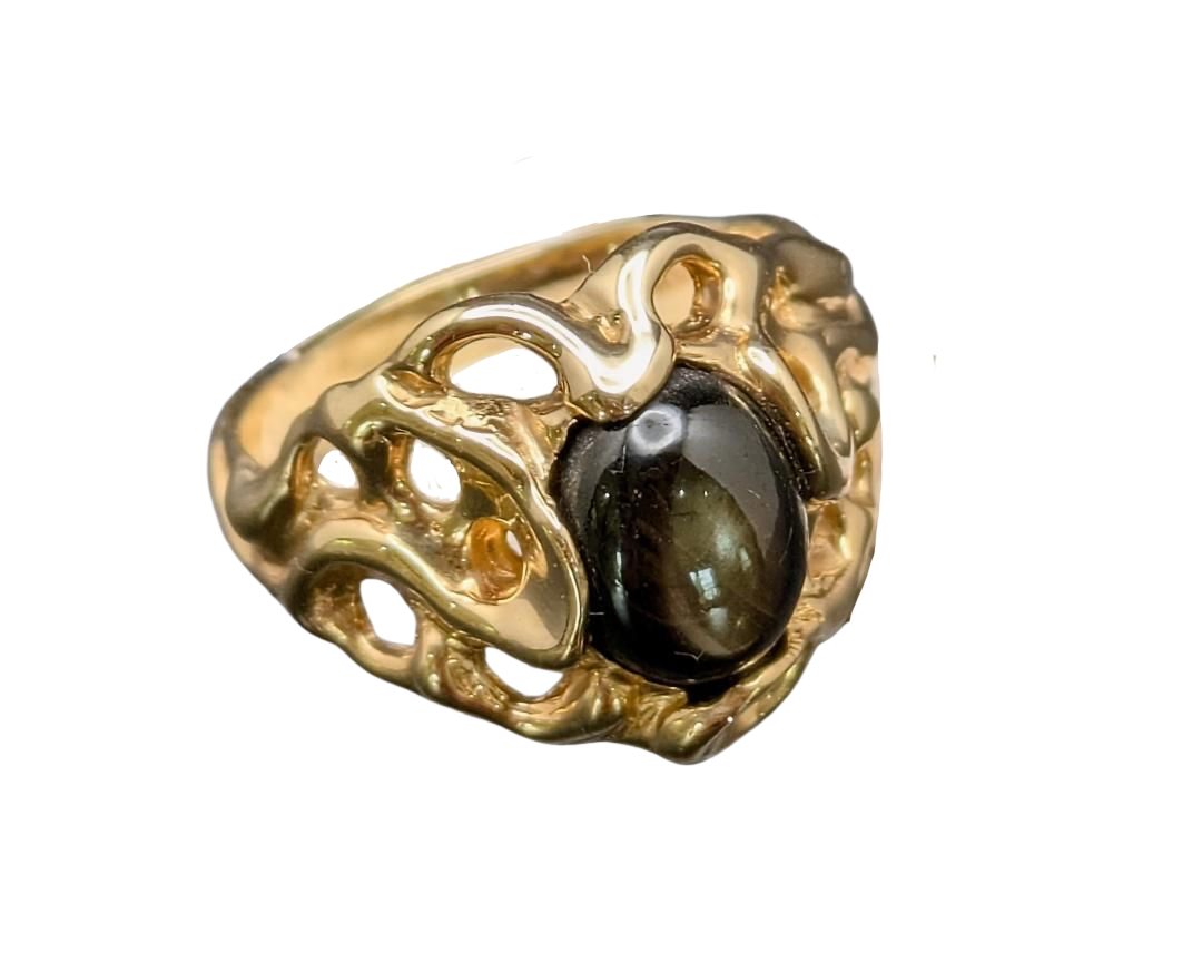 Freeform Black Star Sapphire Ring - Yellow Gold