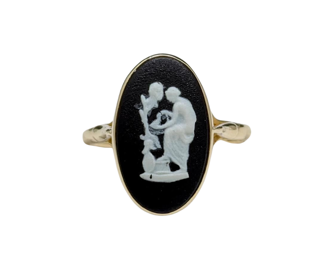 Wedgewood Cameo Ring - Yellow Gold