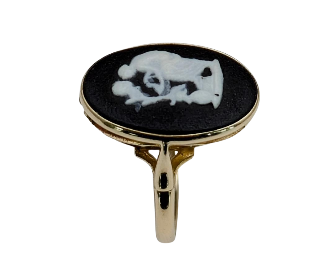 Wedgewood Cameo Ring - Yellow Gold