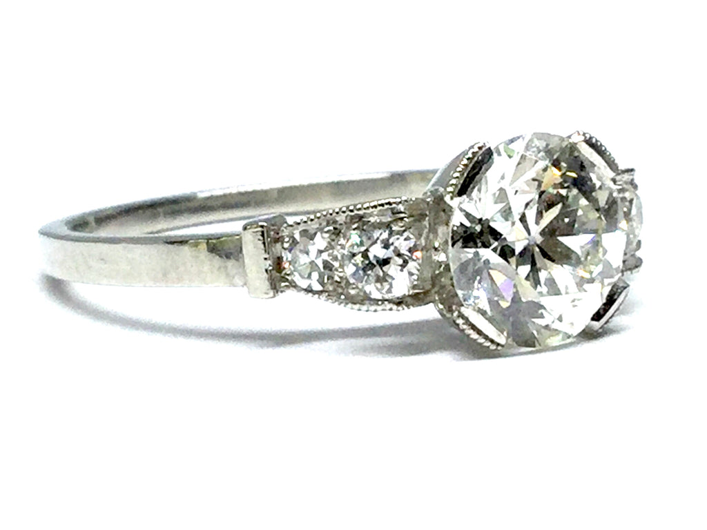 1.11ctw Diamond Art Deco Ring - Platinum