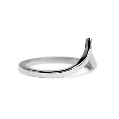 Talon Asymmetrical Contour Band - Silver