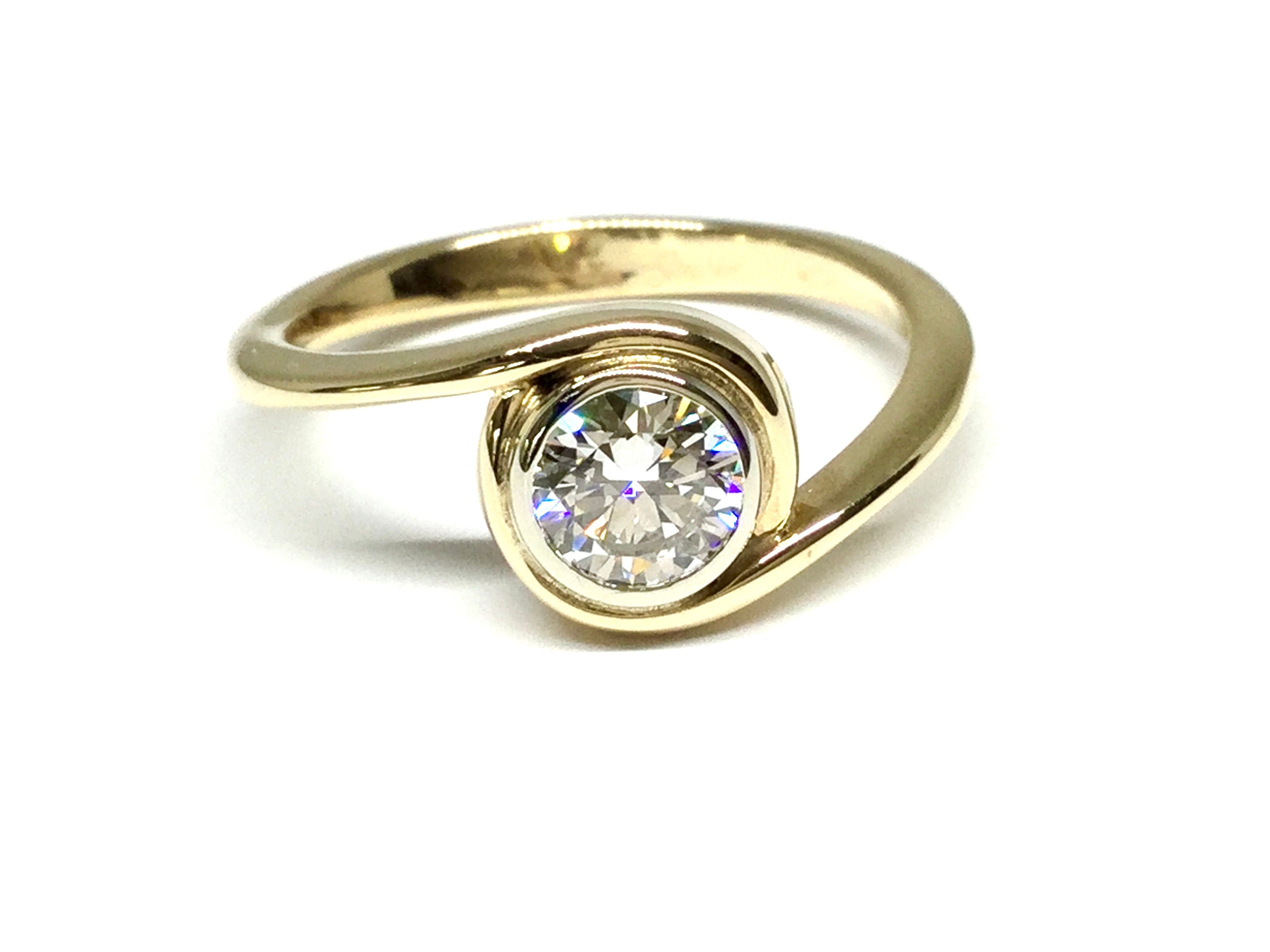 0.61ct Diamond Circle Ring GIA - Two Tone