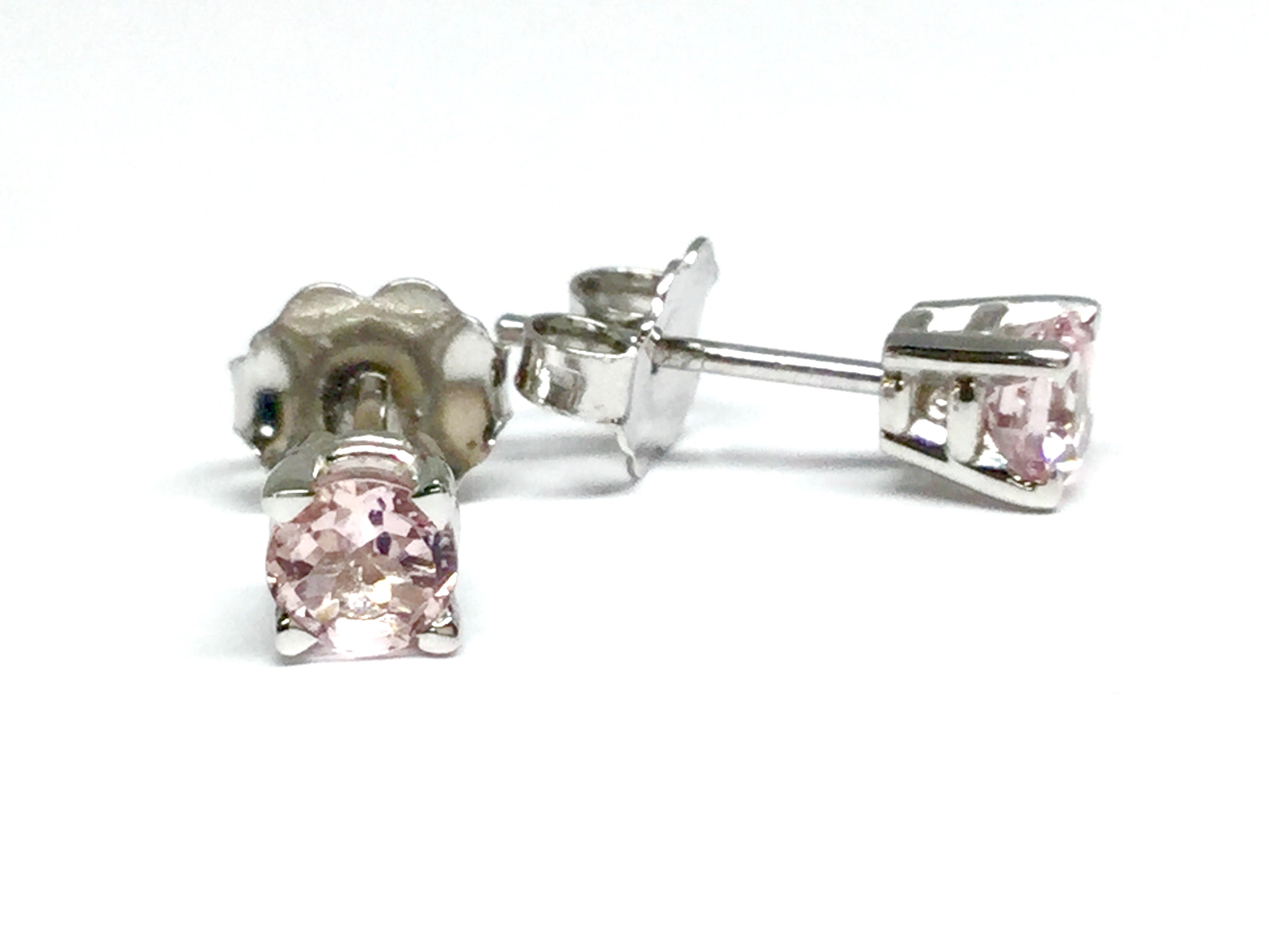 Morganite Stud Earrings 4mm - White Gold