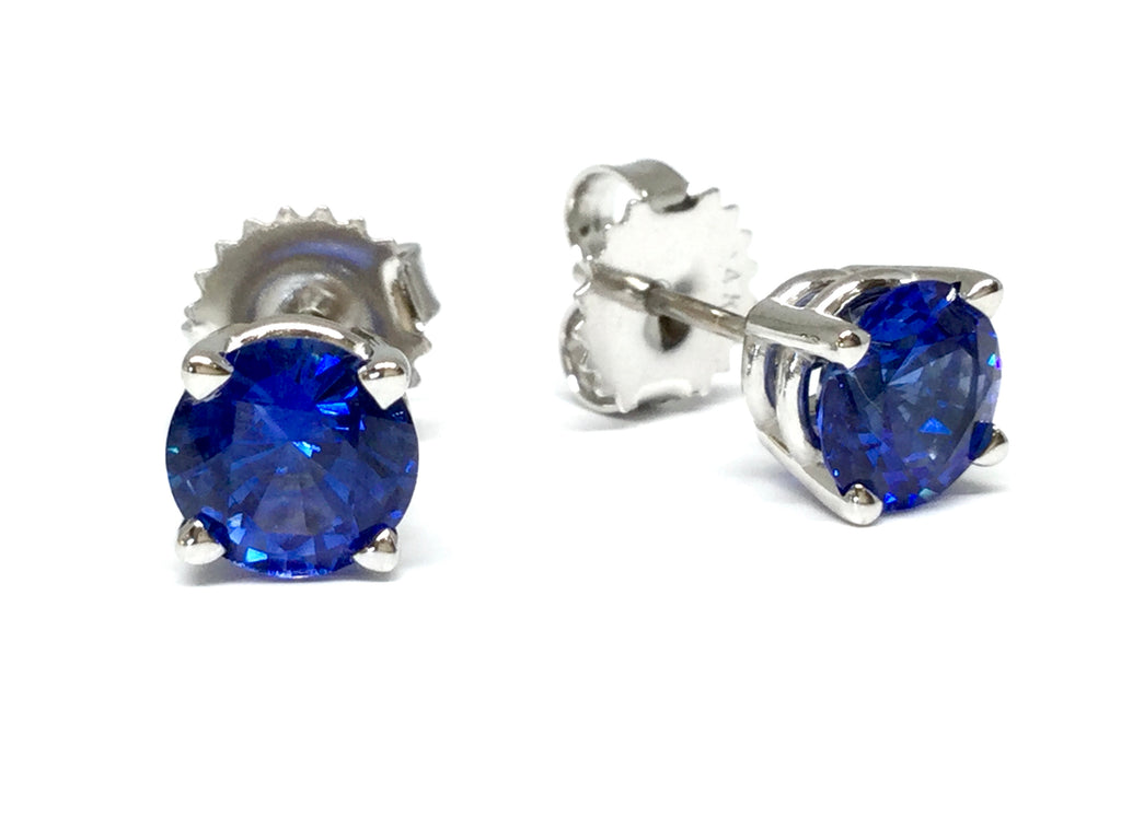 Sapphire Stud Earrings 6mm - White Gold