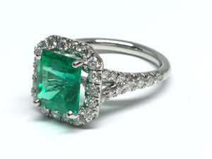 2.82ct Emerald Ring w/ Diamond Halo, Split Shank & Gallery - Platinum