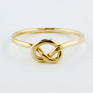 Little Sailor's Knot Ring - Yellow Gold